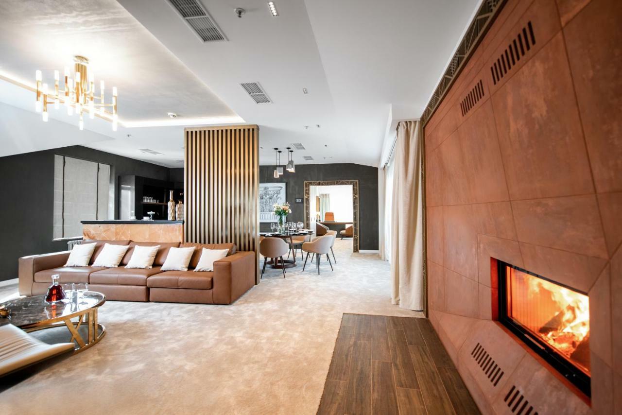 Hotel Grand Casino & Lviv